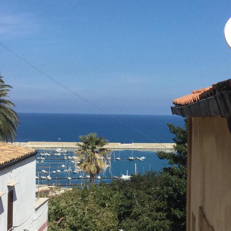 Residence Le Rose Castellammare del Golfo Exterior photo
